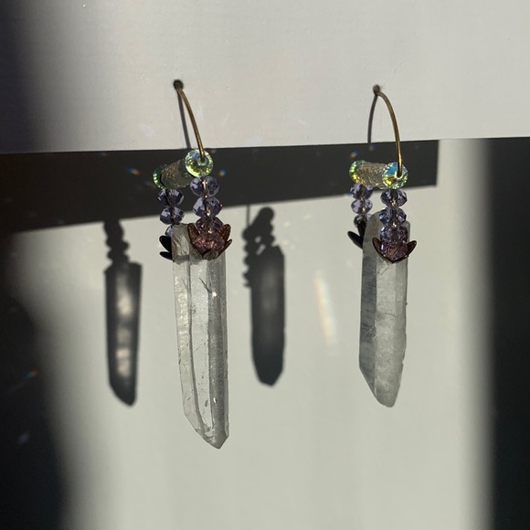 Raw crystal earrings - Picture 3 of 7